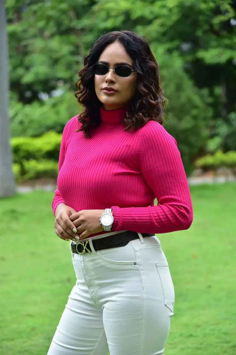 Nandita Swetha In Pink Top White Pant